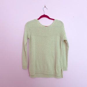 Hollister Sweater in Cream